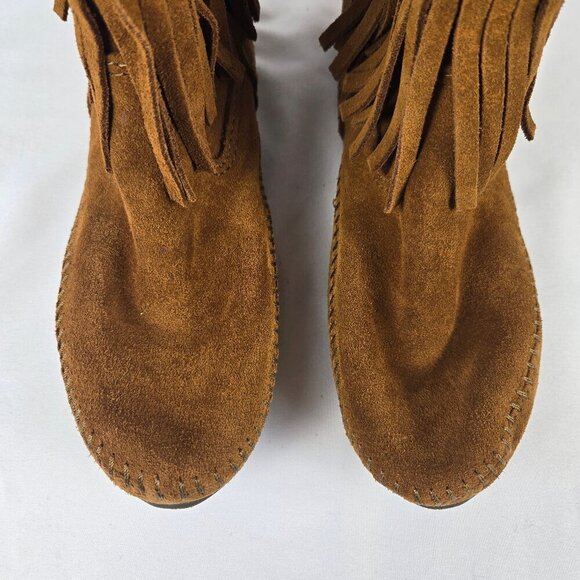 Minnetonka Size 7 3-Layer Fringe Boot Brown Suede Leather Pull On Style NWOT - Picture 7 of 14